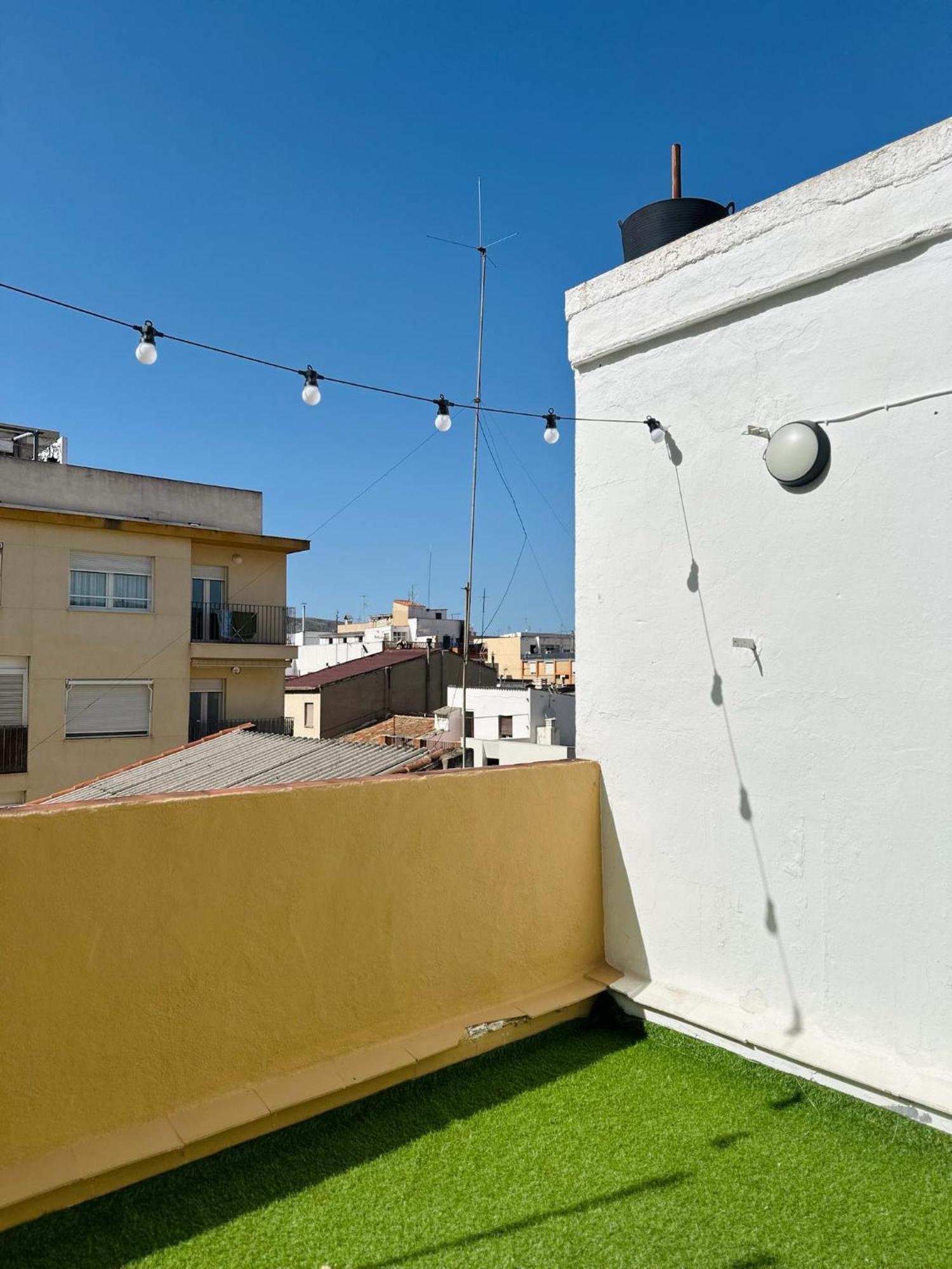 Apartamentos Vernia 翁蒂年特 外观 照片
